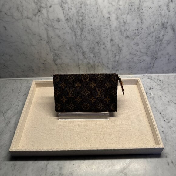 Louis Vuitton Vintage Monogram Toiletry Pouch - Picture 2 of 7